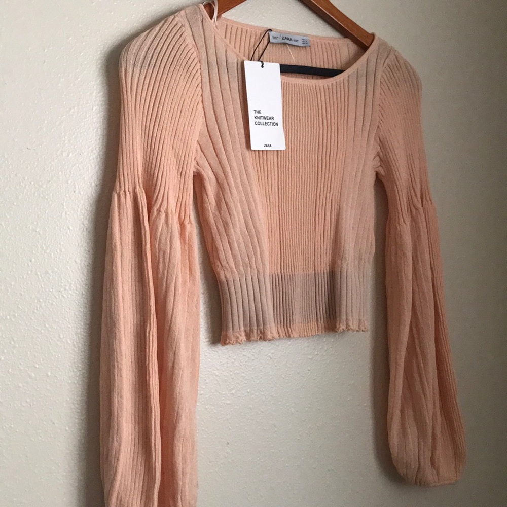 NWT Zara Ribbed Top with Puff Sleeves - Picture 5 of 8